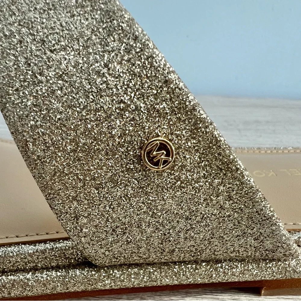 MICHAEL Michael Kors Jaida Leather Slides Sandals Pale Gold Size 9.5 - Picture 5 of 9